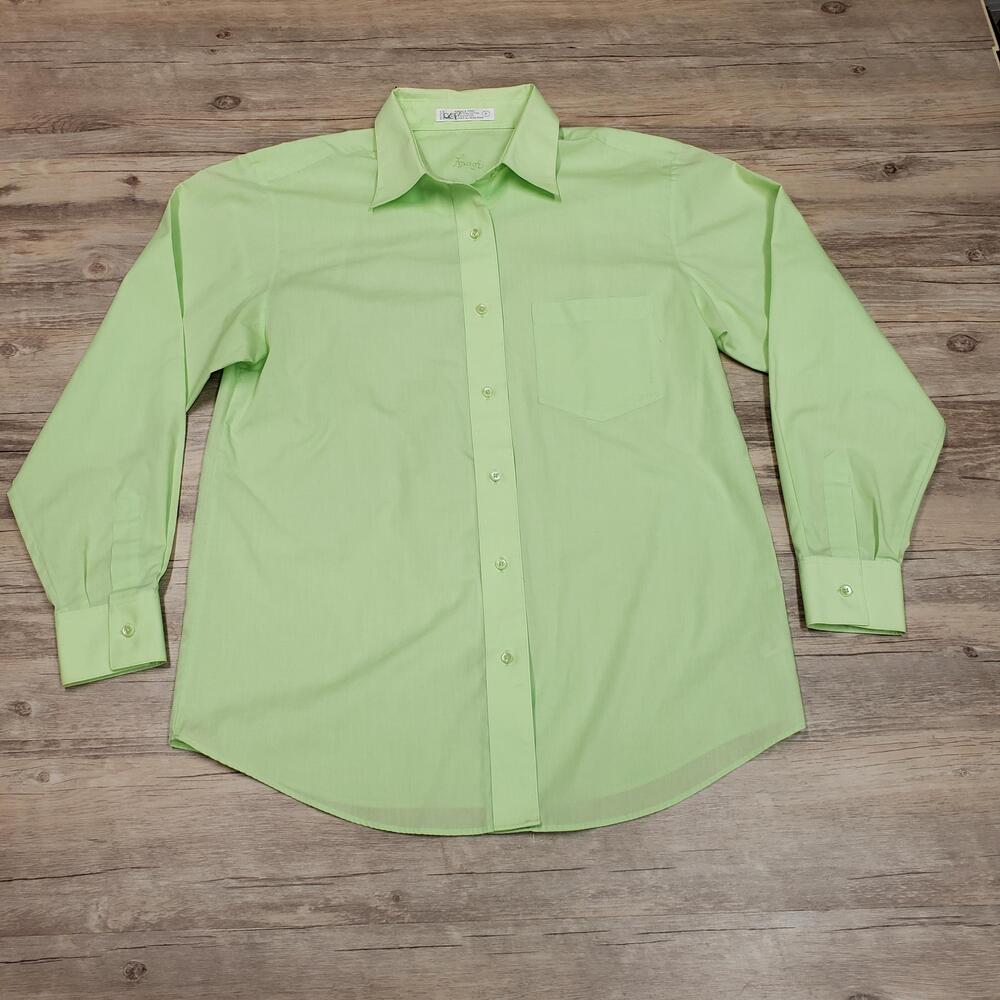 Foxcroft Shirt Womens 8 Light Green Wrinkle Free Button Down Long Sleeve Pocket